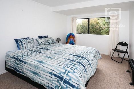 Photo of property in 2/25 Philson Terrace, Browns Bay, Auckland, 0630
