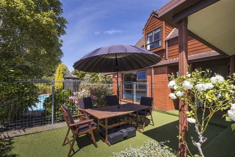 Photo of property in 79 Waterloo Crescent, Hokowhitu, Palmerston North, 4410