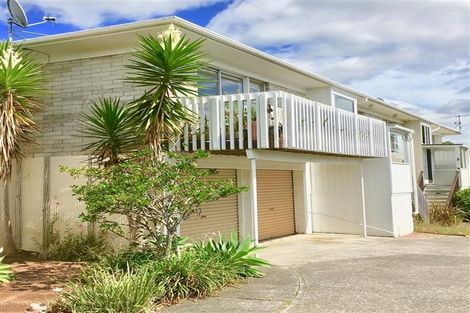 Photo of property in 2/41 Jutland Road, Hauraki, Auckland, 0622
