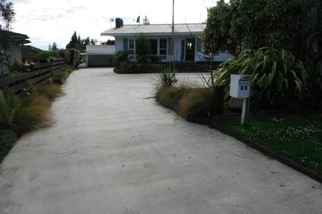 Photo of property in 28 Lewis Road, Lynmore, Rotorua, 3010