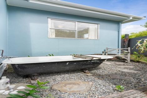 Photo of property in 132 Achilles Avenue, Whangamata, 3620