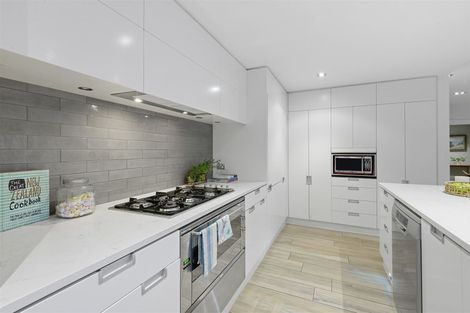 Photo of property in 168 Fendalton Road, Fendalton, Christchurch, 8052