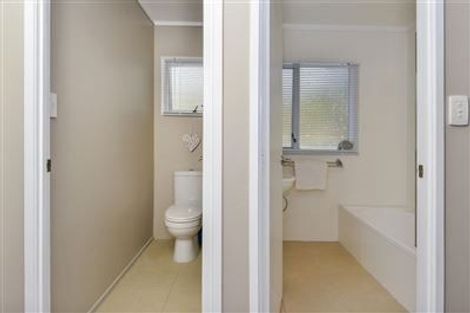 Photo of property in 78 Stapleford Crescent, Browns Bay, Auckland, 0630