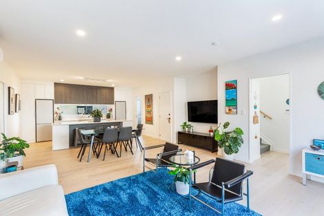 Photo of property in 1 The Bays Rise, Murrays Bay, Auckland, 0630