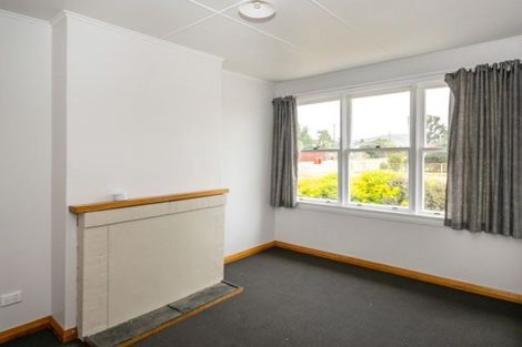 Photo of property in 1 Renwick Street, Seddon, 7210