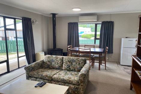 Photo of property in 1d Wakelin Street, Carterton, 5713