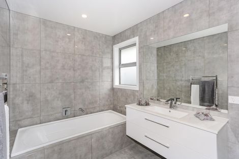 Photo of property in 14b Helenvale Crescent, Pokeno, 2402