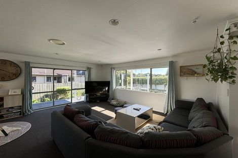 Photo of property in 6b Armitage Place, Tuakau, 2121