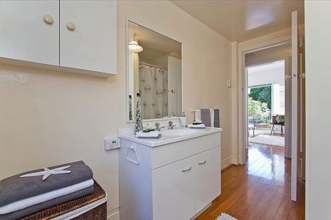 Photo of property in 1/1 Marau Crescent, Mission Bay, Auckland, 1071