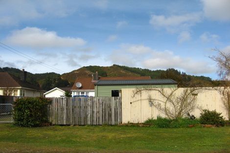 Photo of property in 13 Cavell Street, Reefton, 7830