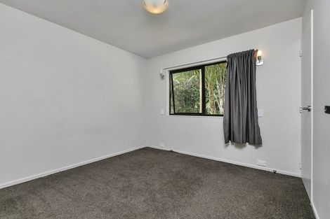 Photo of property in 493 Scenic Drive, Waiatarua, Auckland, 0612
