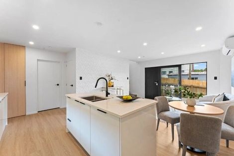 Photo of property in 6/12 Hamlin Road, Mount Wellington, Auckland, 1060