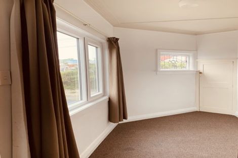 Photo of property in 1 Minto Street, Andersons Bay, Dunedin, 9013