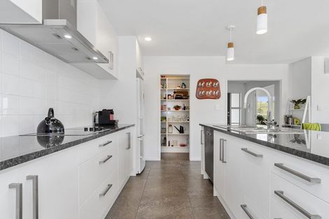 Photo of property in 34 Ballintoy Park Drive, Welcome Bay, Tauranga, 3175