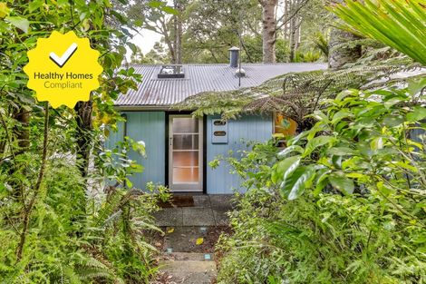 Photo of property in 25 Opou Road, Titirangi, Auckland, 0604