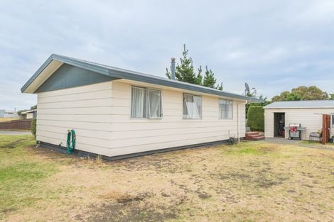 Photo of property in 68 Hinau Street, Castlecliff, Whanganui, 4501