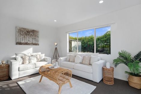 Photo of property in 27 Crisp Drive, Papamoa Beach, Papamoa, 3118