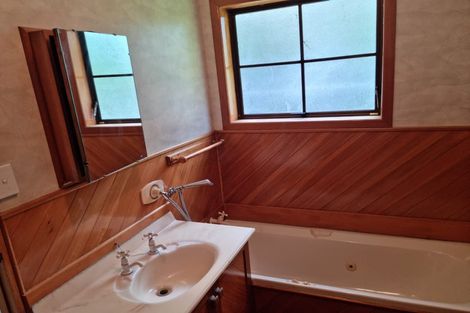 Photo of property in 44 Orrick Crescent, Avondale, Christchurch, 8061