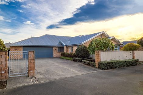 Photo of property in 35 Six Silvers Avenue, Halswell, Christchurch, 8025