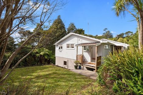Photo of property in 12 Archers Road, Glenfield, Auckland, 0629