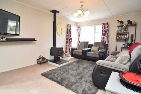 Photo of property in 14 Bethune Street, Featherston, 5710