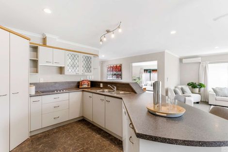 Photo of property in 13 Lockhart Place, Rototuna, Hamilton, 3210