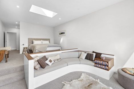 Photo of property in 13 Highfield Ridge, Wanaka, 9305