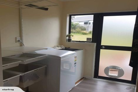 Photo of property in 32 Nassau Avenue, Grenada North, Wellington, 5028