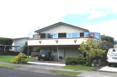 Photo of property in 15 Vanbrugh Place, Bucklands Beach, Auckland, 2014