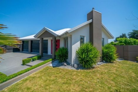 Photo of property in 5 Reka Street, Parklands, Christchurch, 8083