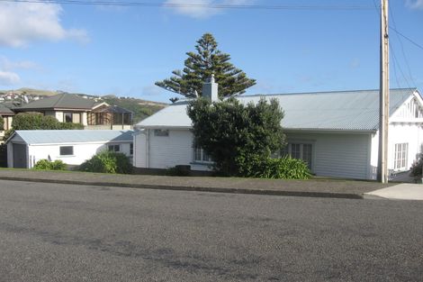 Photo of property in 3 Thornley Street, Titahi Bay, Porirua, 5022