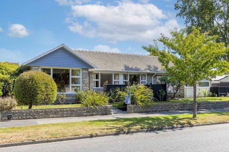 Photo of property in 11 Woodbury Street, Avonhead, Christchurch, 8042