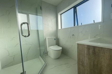 Photo of property in 421a Bucklands Beach Road, Bucklands Beach, Auckland, 2012