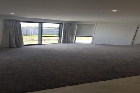 Photo of property in 24 Sando Way, One Tree Point, 0118