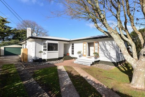 Photo of property in 10 Vardon Road, St Andrews, Hamilton, 3200