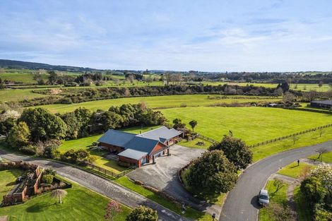 Photo of property in 77 Aubin Close, Pirongia, 3802