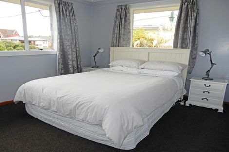 Photo of property in 8 Oxford Street, Holmes Hill, Oamaru, 9401