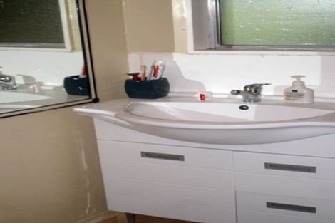 Photo of property in 8a Winnipeg Way, Kingston, Wellington, 6021