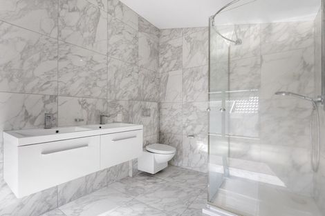 Photo of property in 1/30 Marine Parade, Mount Maunganui, 3116