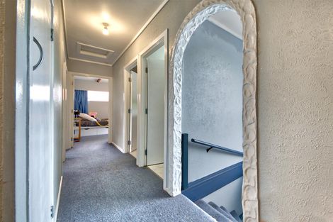 Photo of property in 97 Godley Road, Green Bay, Auckland, 0604