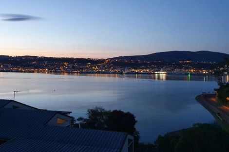 Photo of property in 4 Doon Street, Vauxhall, Dunedin, 9013