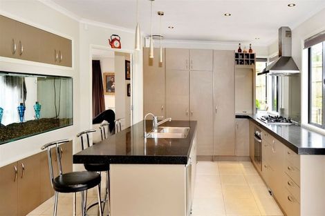 Photo of property in 53 Nimstedt Avenue, Oteha, Auckland, 0632