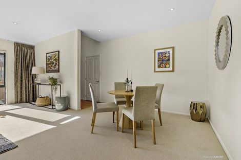 Photo of property in 7 Futuna Close, Karori, Wellington, 6012