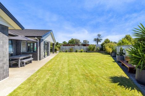 Photo of property in 9 Christow Court, Paraparaumu, 5032