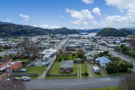 Photo of property in 8a Otago Street, Picton, 7220