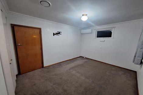 Photo of property in 10 Marsden Place, Awapuni, Palmerston North, 4412