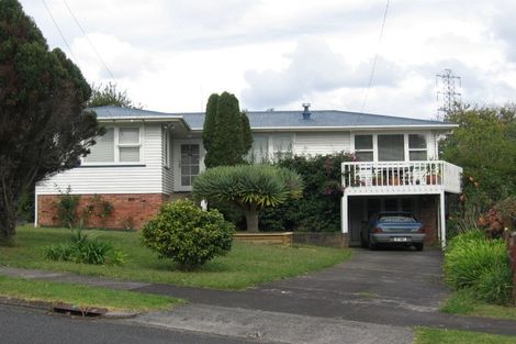 Photo of property in 18 Carole Crescent, Pakuranga, Auckland, 2010