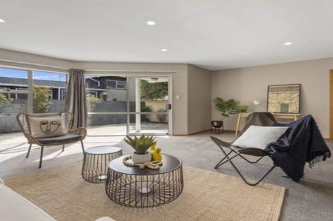 Photo of property in 1 Birdling Place, Halswell, Christchurch, 8025