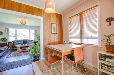 Photo of property in 3 Manuka Street, Castlecliff, Whanganui, 4501