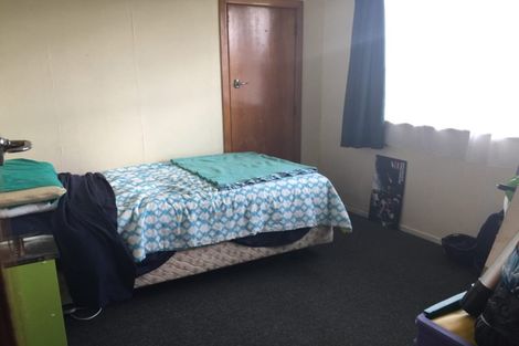 Photo of property in 2/67 Dale Crescent, Pakuranga, Auckland, 2010